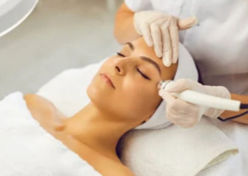 Hydra Boost (with hidrafacial)